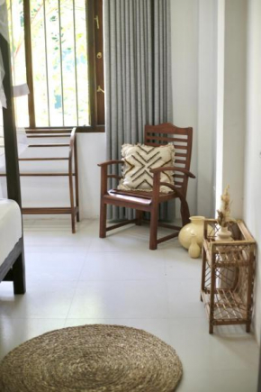 Amlou surf house